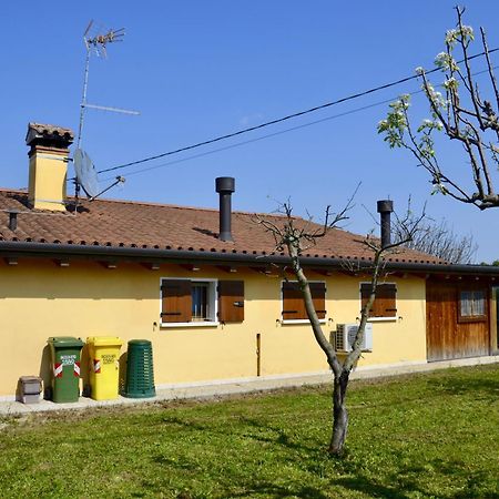 A Casa Di Amici Villa Vidor Exterior foto