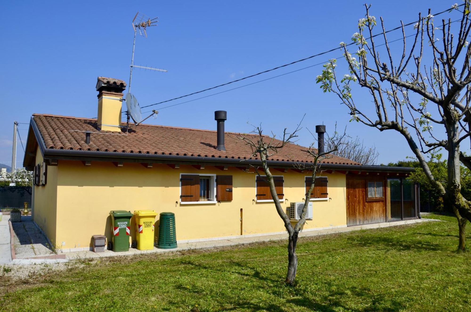 A Casa Di Amici Villa Vidor Exterior foto