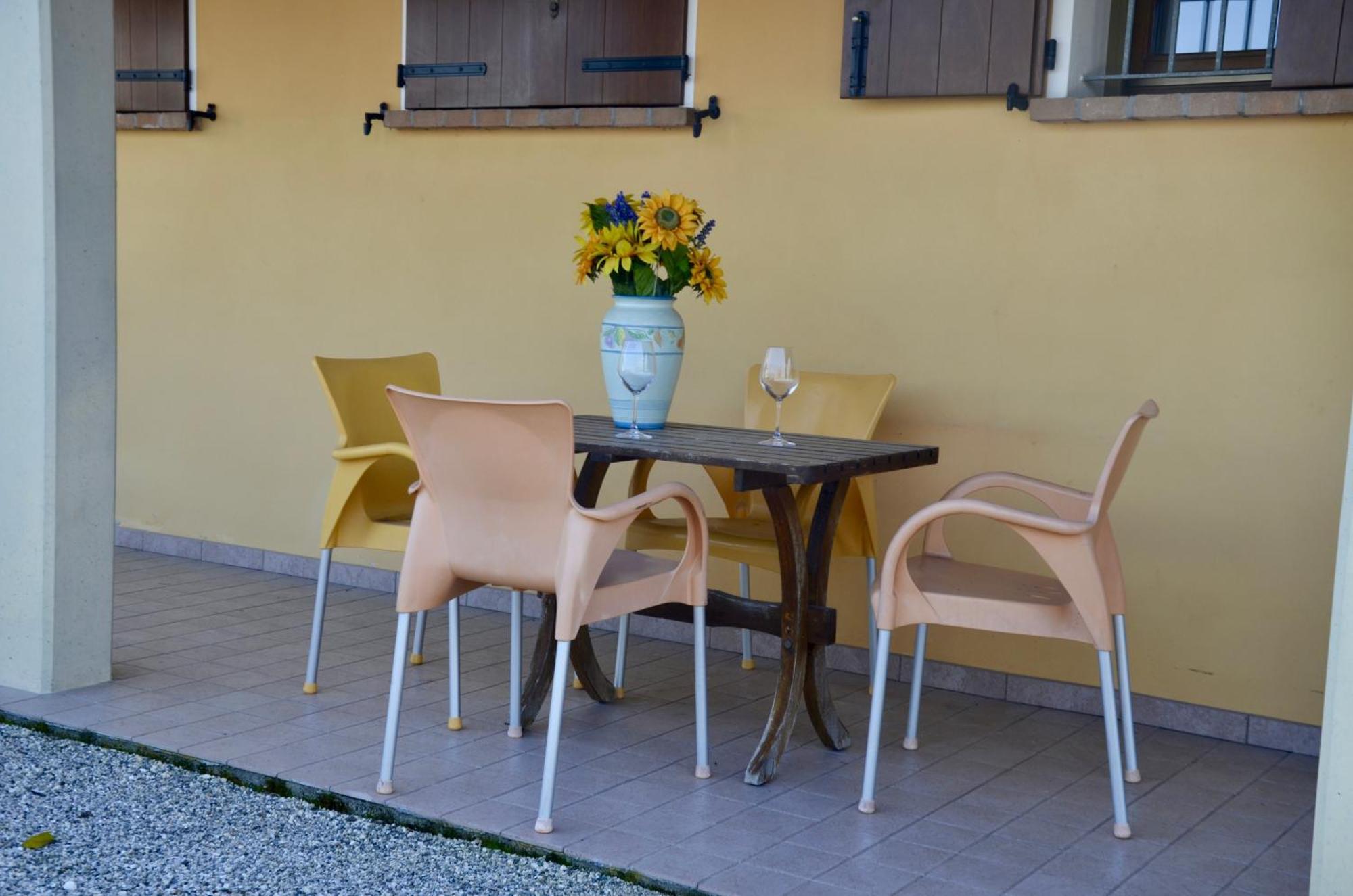 A Casa Di Amici Villa Vidor Exterior foto